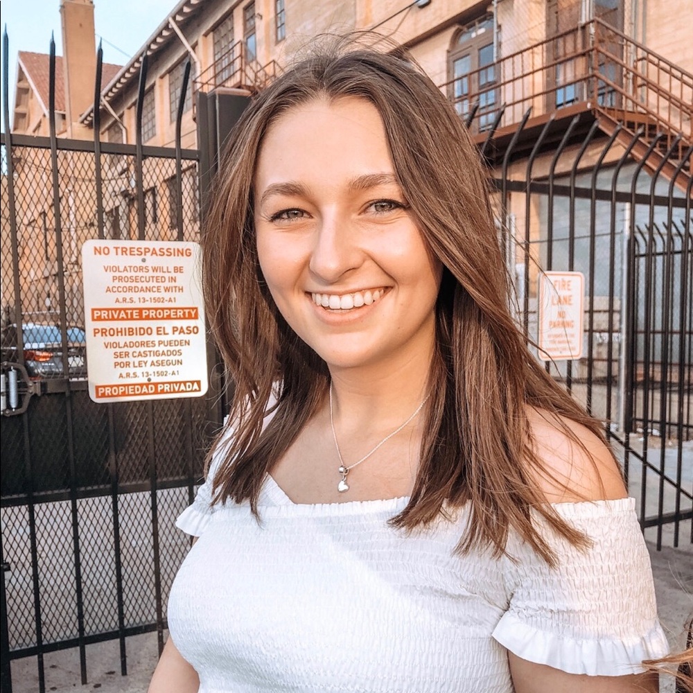 Meet your Posher, Lauren